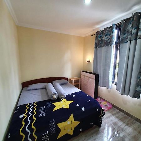Villa Panda H Kota Bunga Puncak Cinengangirang Exterior foto